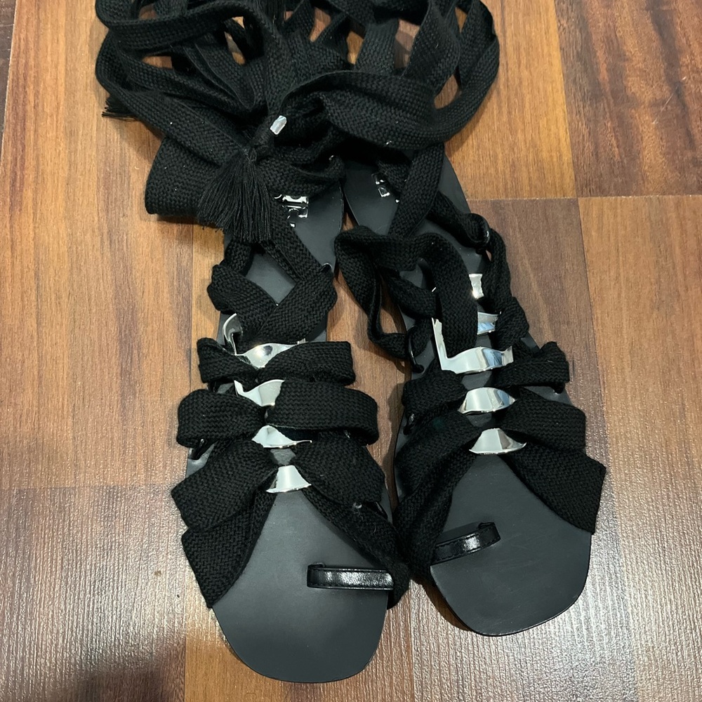 Tory Burch black sandals size 9